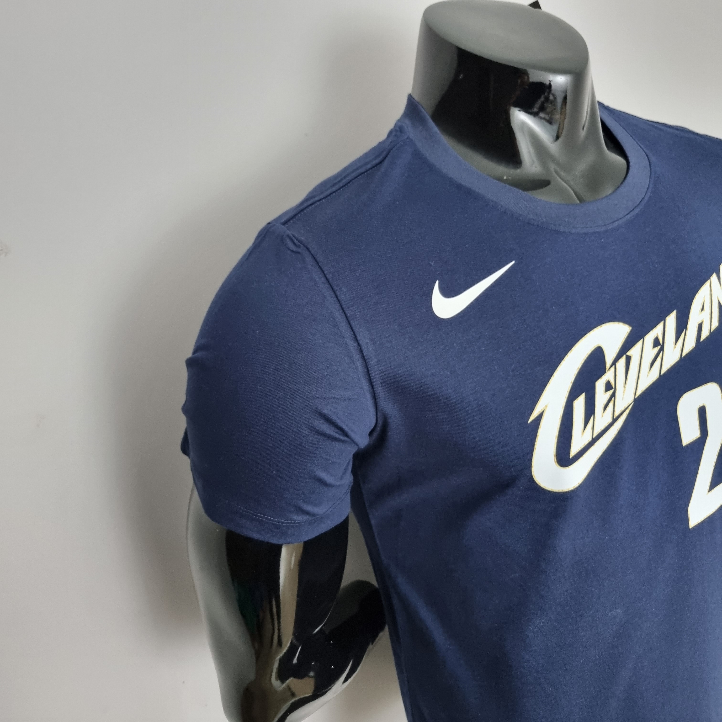 LeBron James Cleveland Cavaliers Casual T-shirt