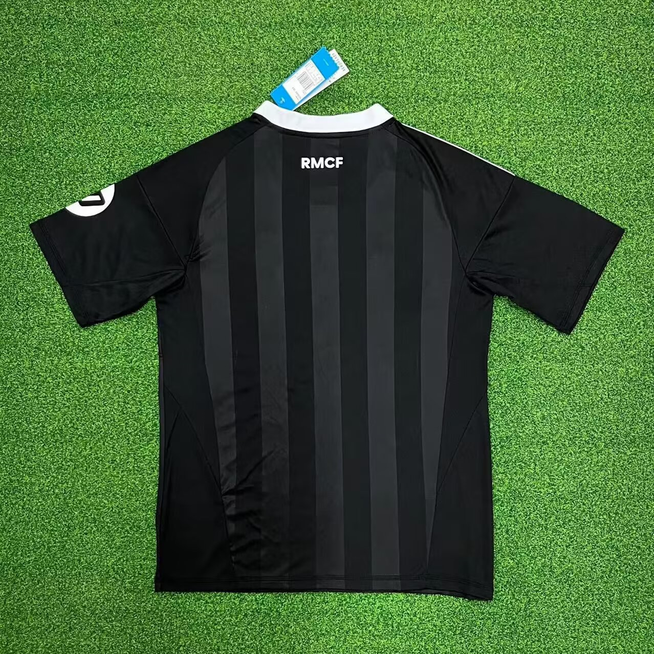 Real Madrid Black Goalkeeper Man Jersey 25/26