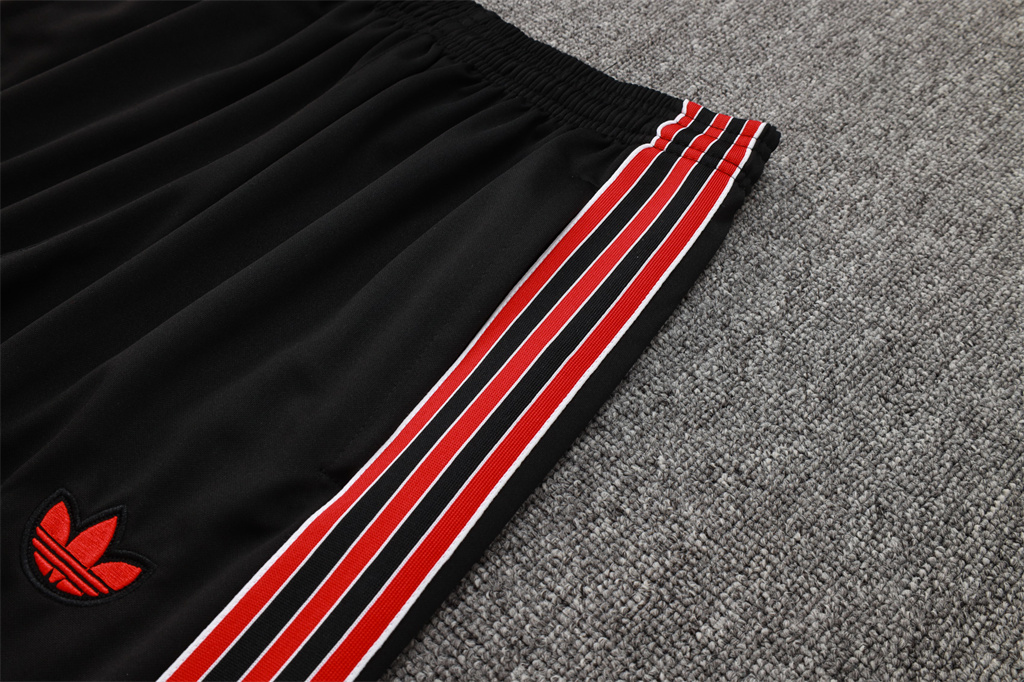 Manchester United Training Jacket 25/26