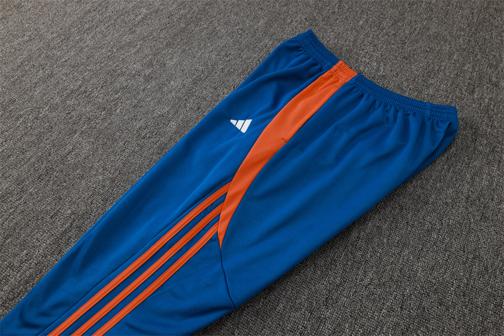 Juventus Training Suit 23/24