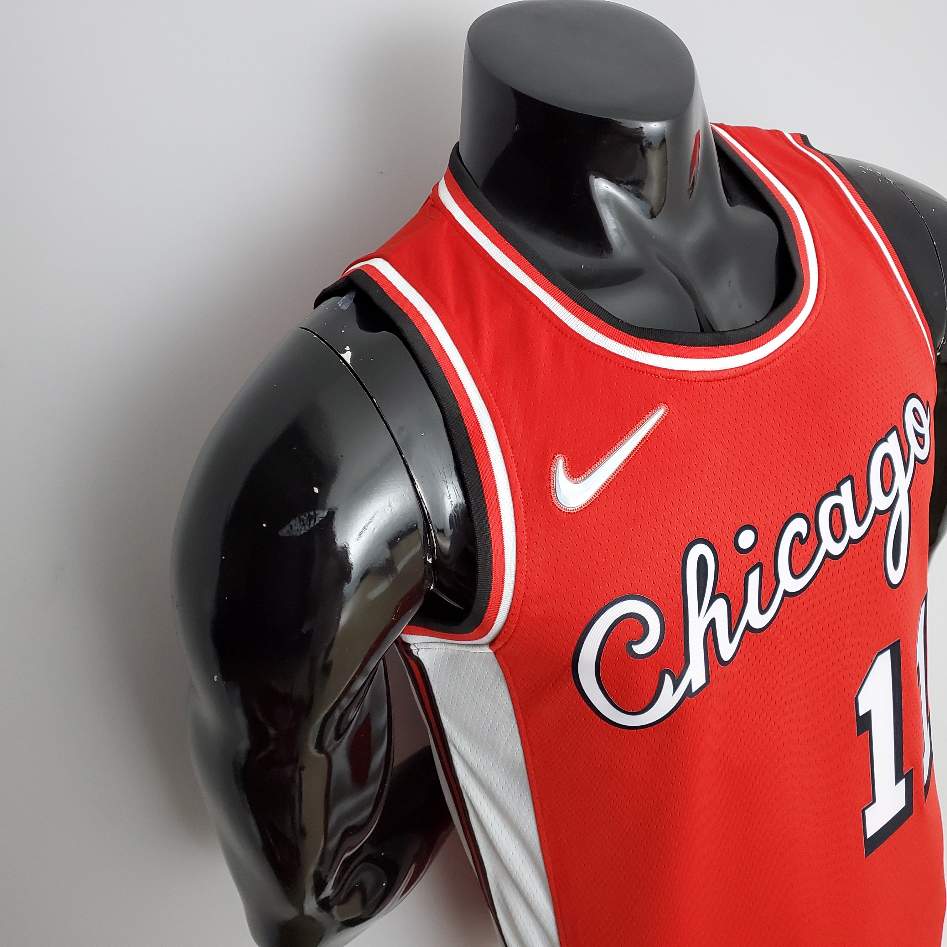 DeMar DeRozan Chicago Bulls 75th Anniversary 2022 Swingman Jersey Red