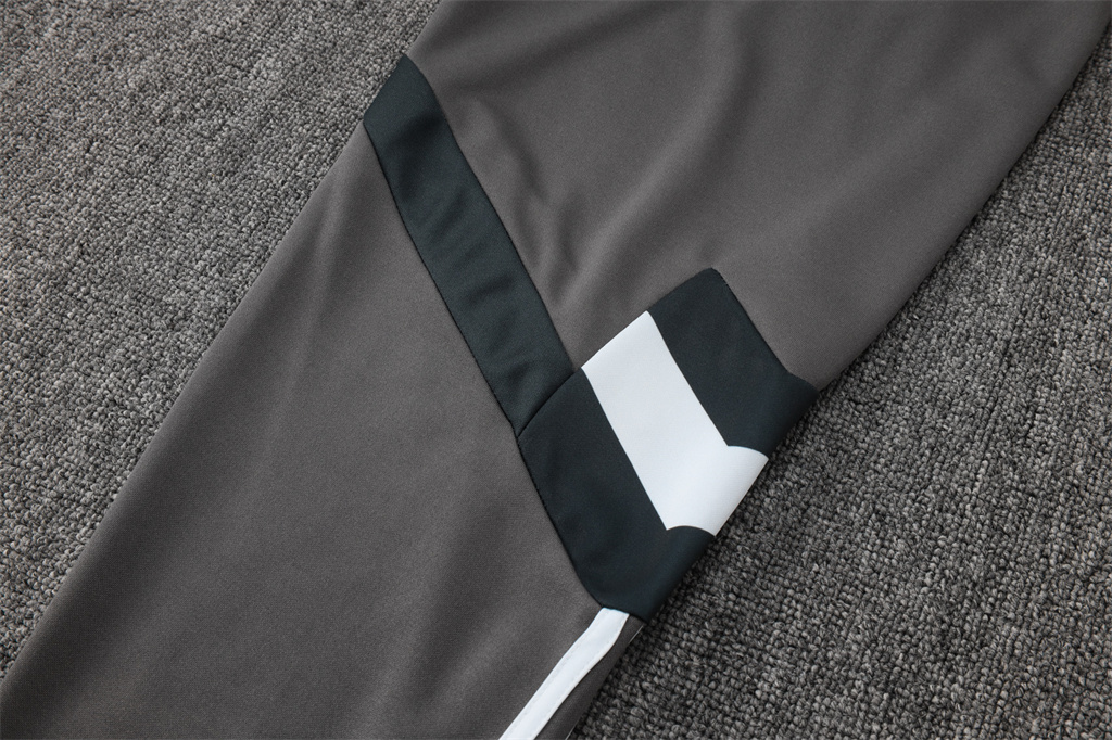 Real Madrid Training Jacket 24/25