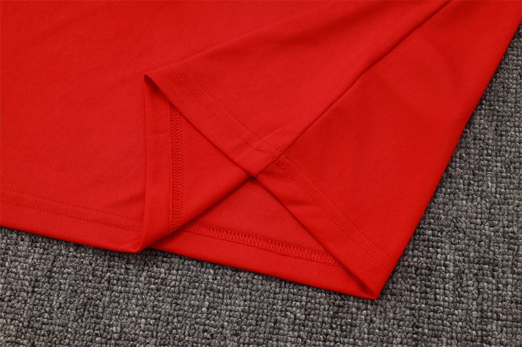 Manchester United Training Jersey 25/26