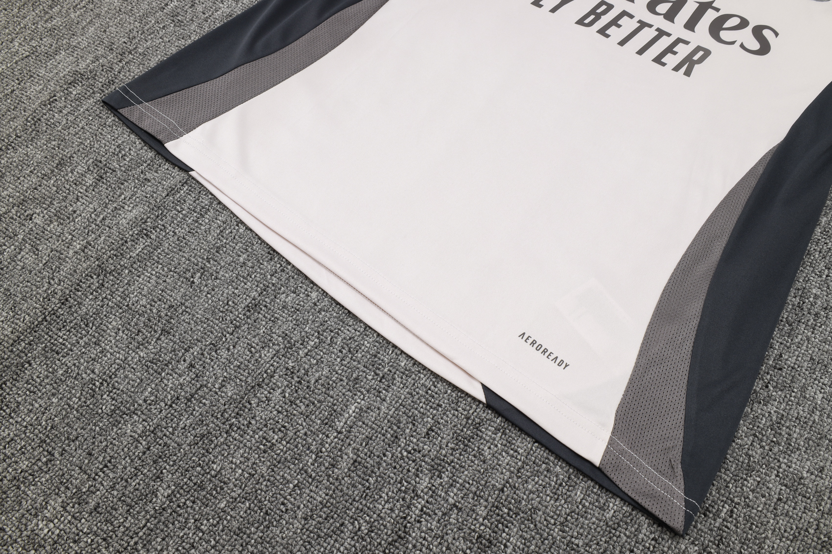 Real Madrid Training Short sleeve Jersey 24/25