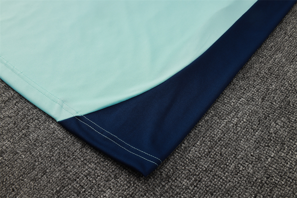 Manchester United Training Short sleeve Jersey 24/25