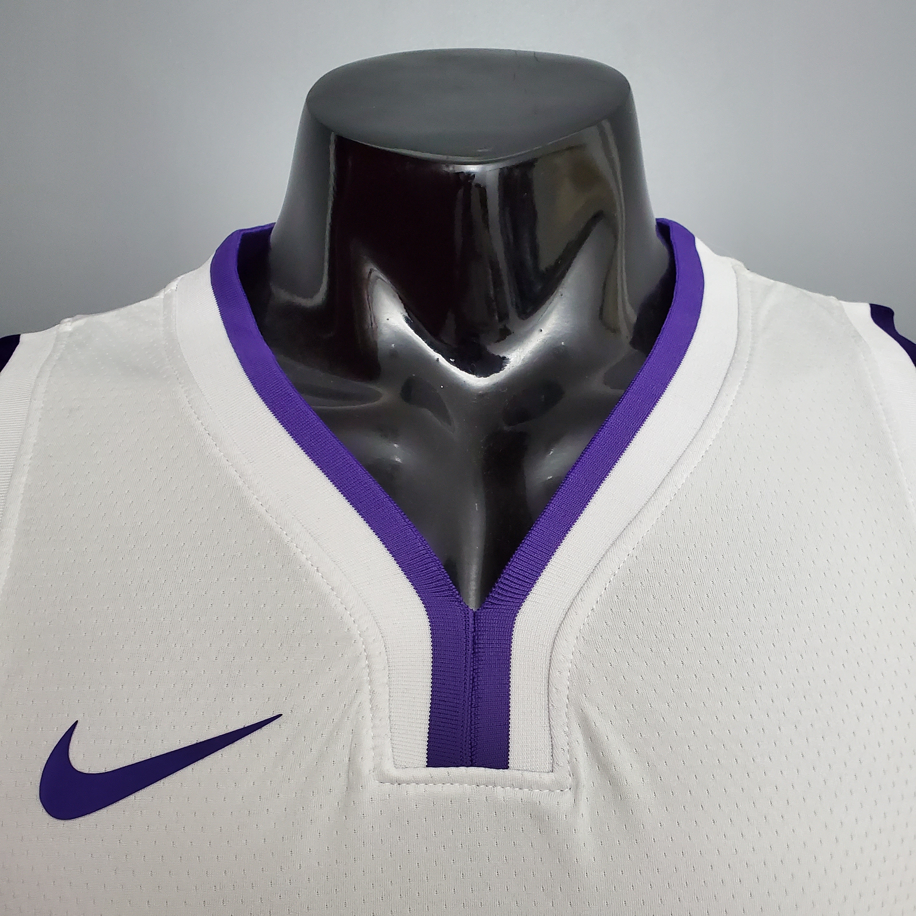 LeBron James Los Angeles Lakers 2020/21 Swingman Jersey White