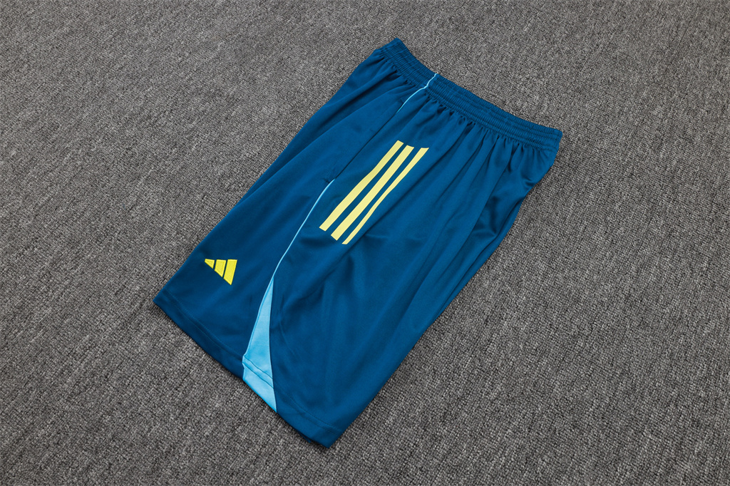 Juventus Training Jersey 25/26