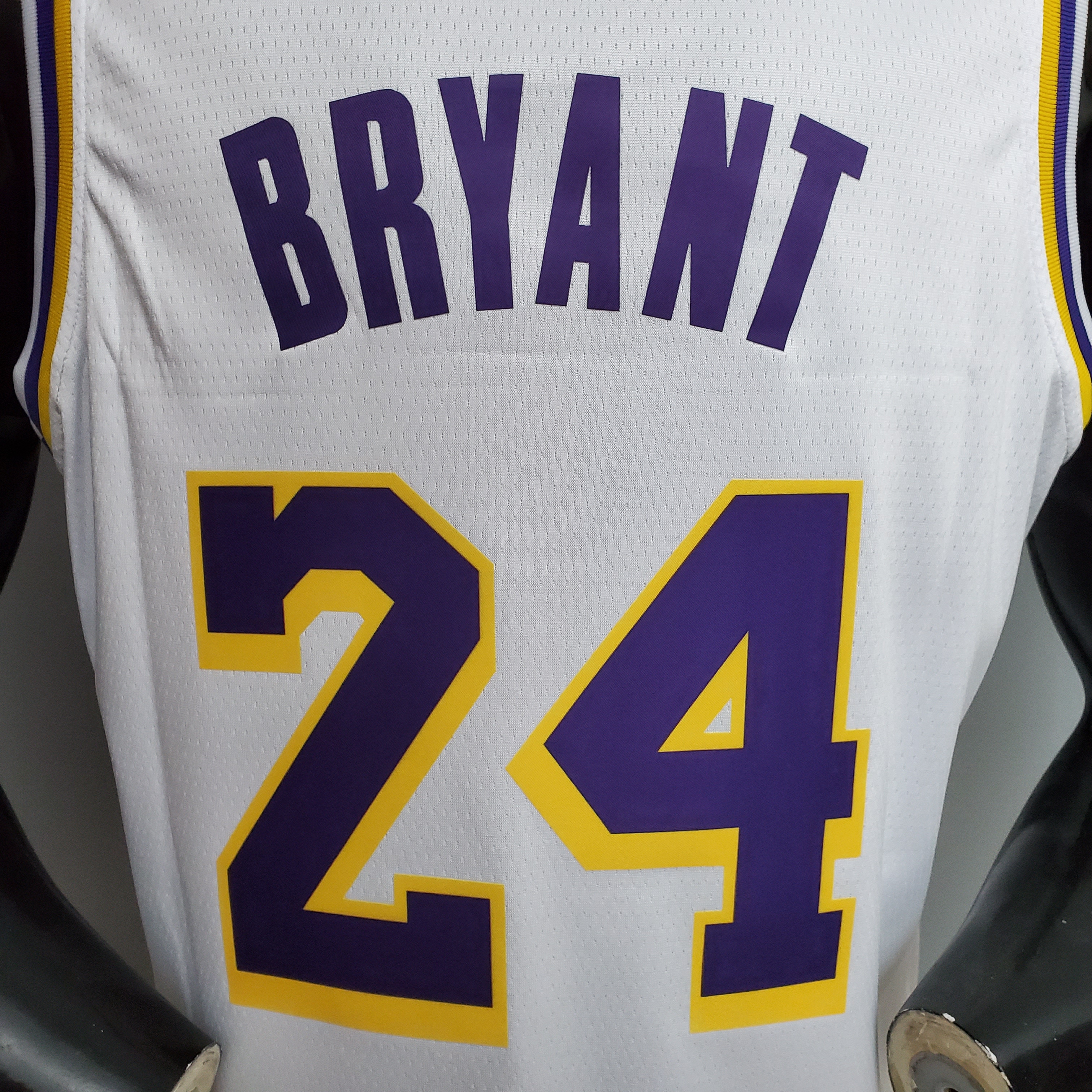 Kobe Bryant Los Angeles Lakers Swingman Jersey White