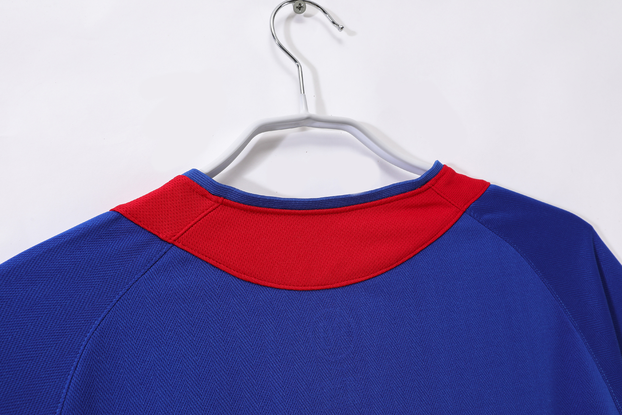 Manchester United Away Retro Jersey 04/06