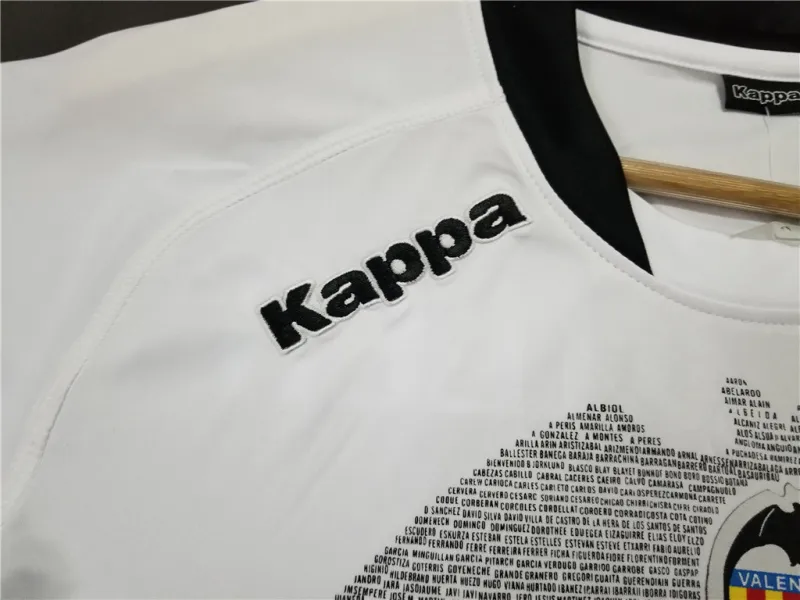 Valencia 2009/10 Retro Jersey Home