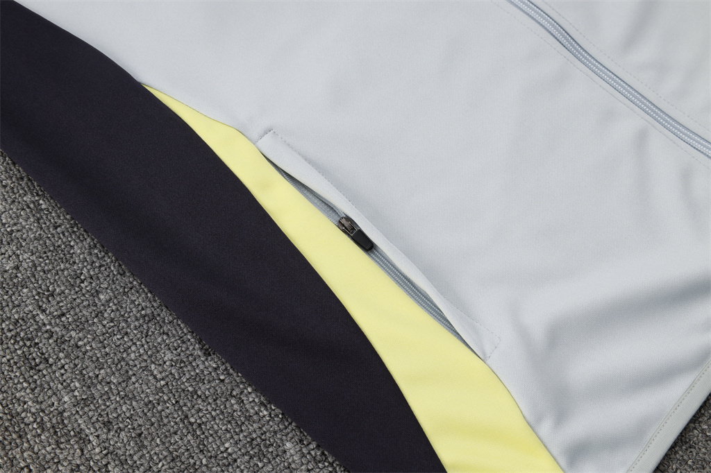 Juventus Training Jacket 24/25