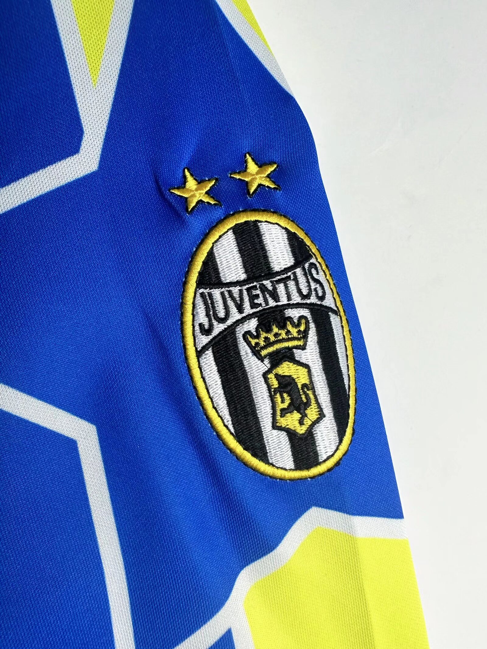 Juventus Away Long Sleeve Retro Jersey 1997/99