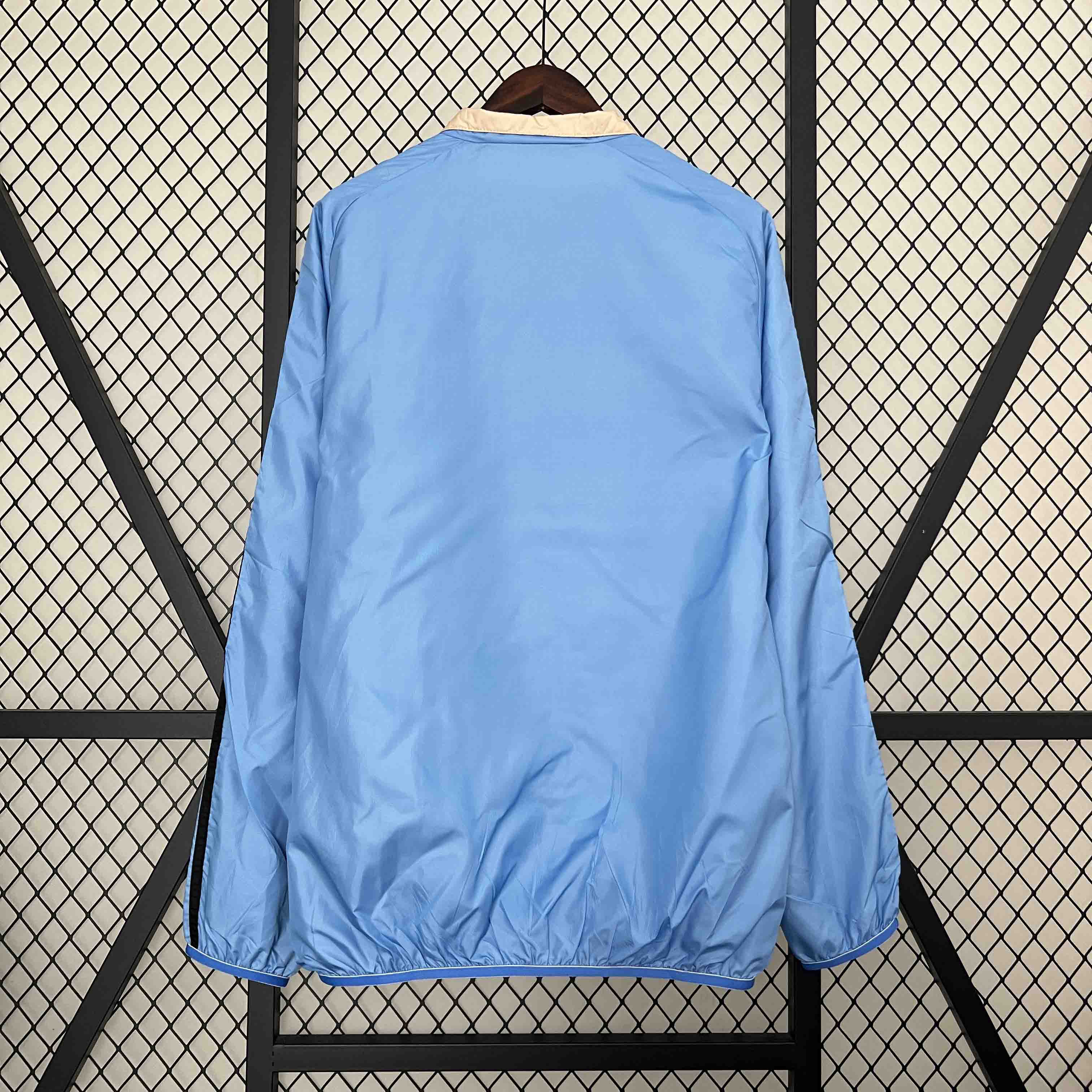 Windbreaker Real Madrid sided style