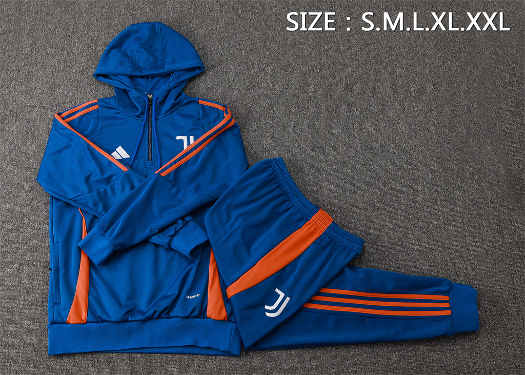 Juventus Training Suit 23/24