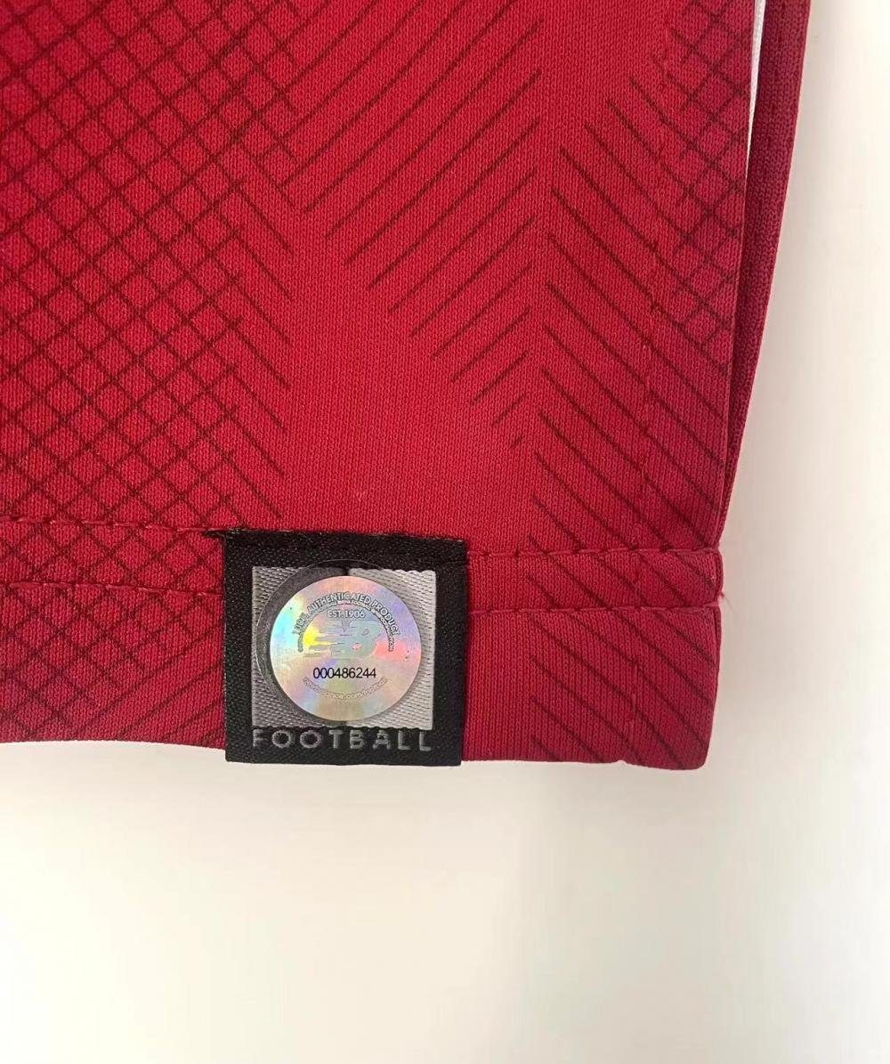 Retro Liverpool Home Football Shirt 2018/2019