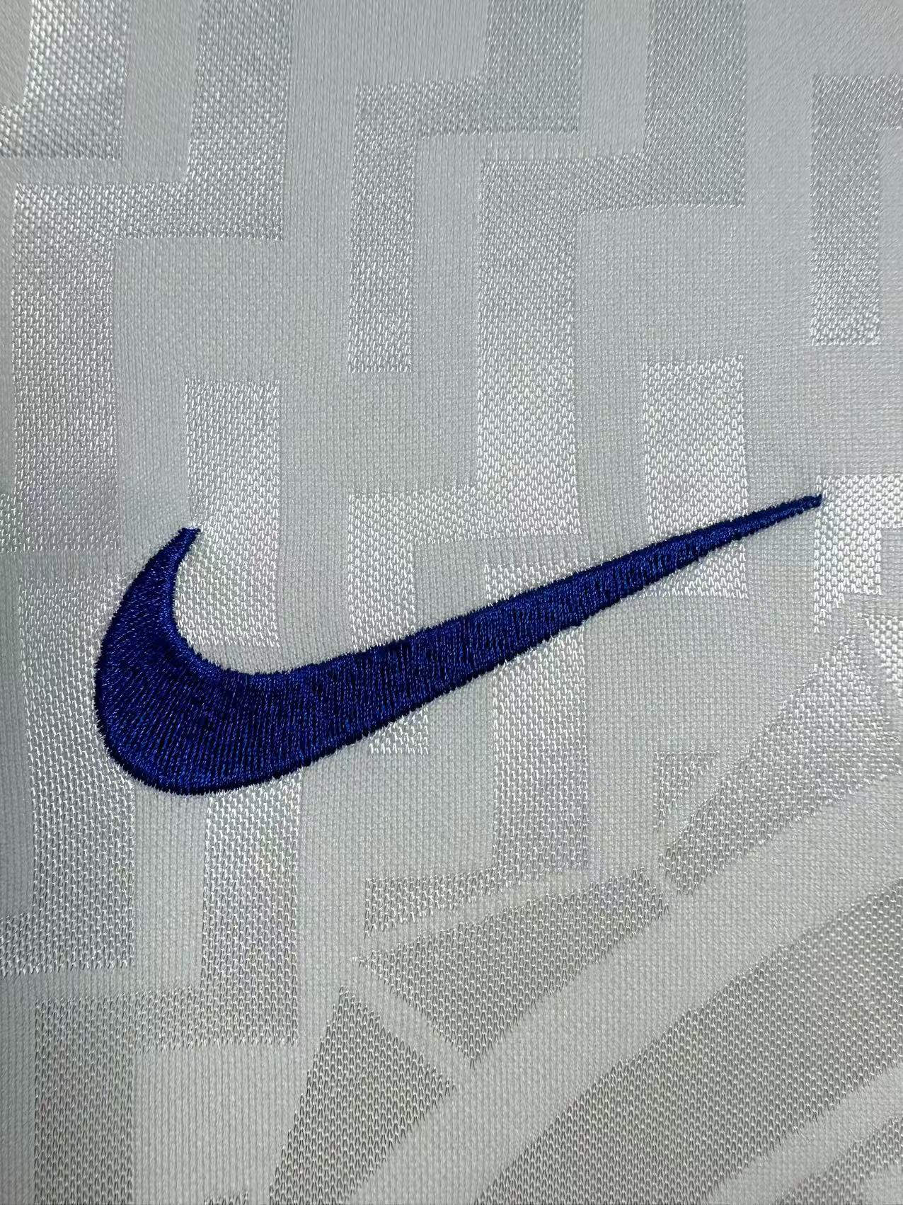 Italy Retro Away Jersey 1995