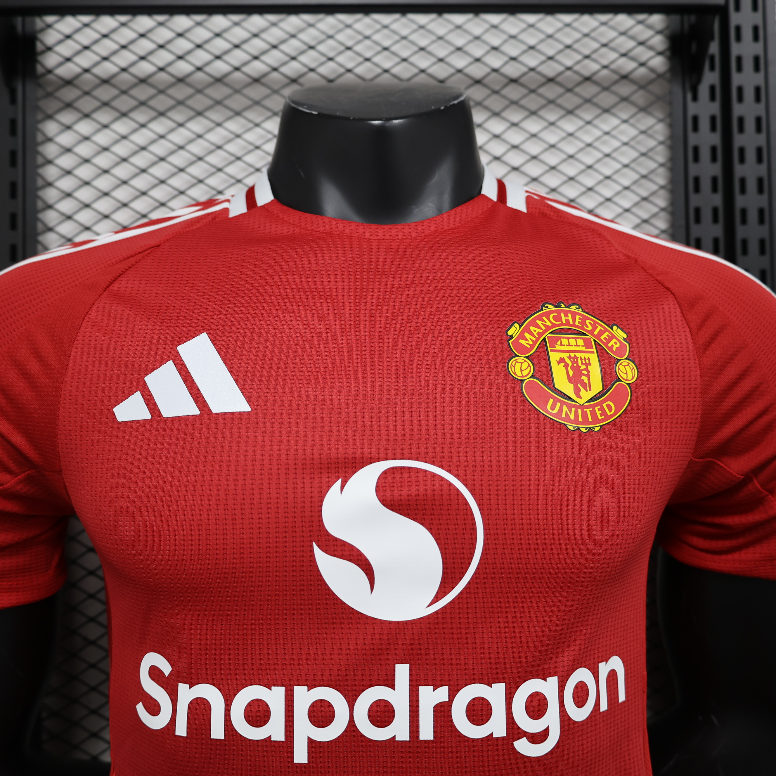 Manchester United Home Player Jersey 24/25