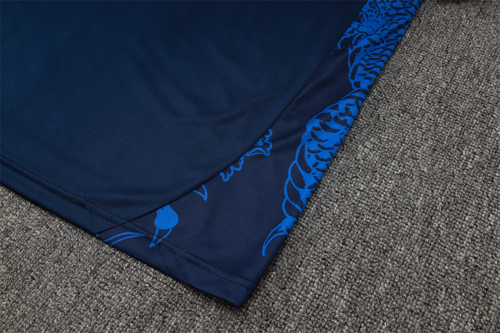 Real Madrid Training Short sleeve Jersey 24/25