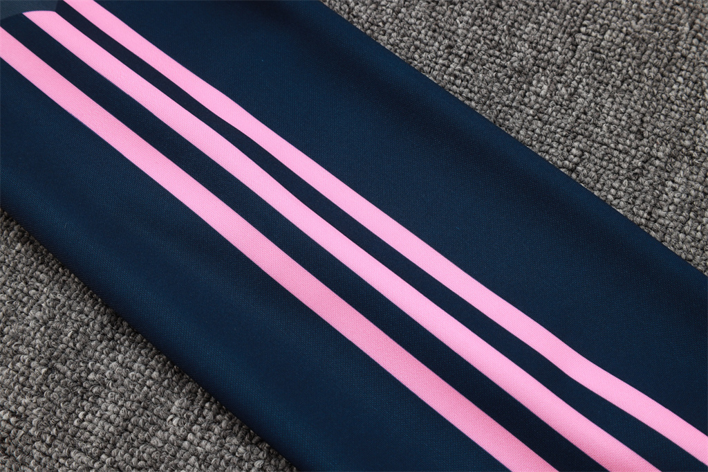 Juventus Kids Training Suit 24/25