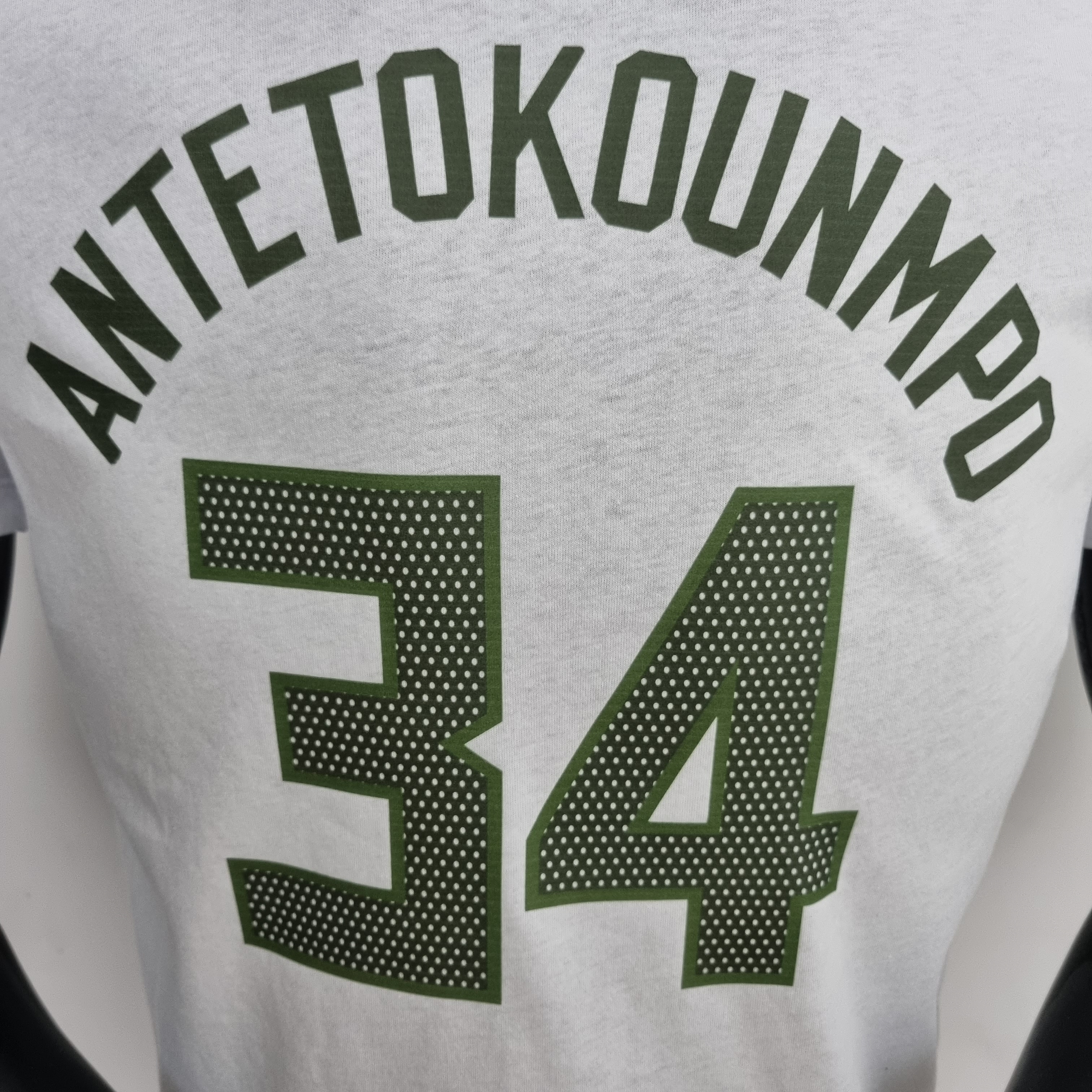 Giannis Antetokounmpo Milwaukee Bucks Casual T-shirt White