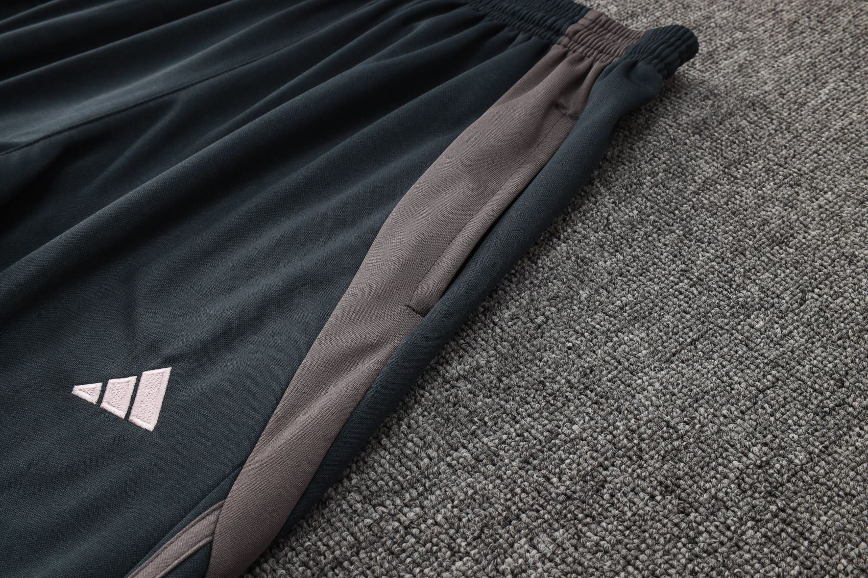 Real Madrid Training Suit 24/25