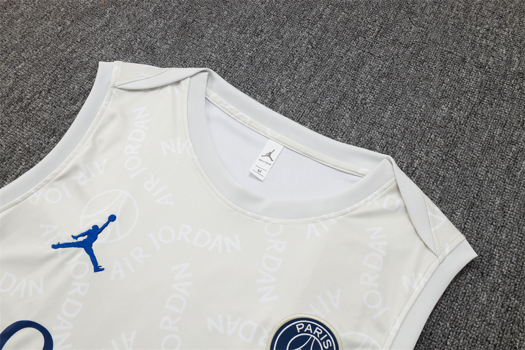 Paris Saint Germain Training Jersey 24/25