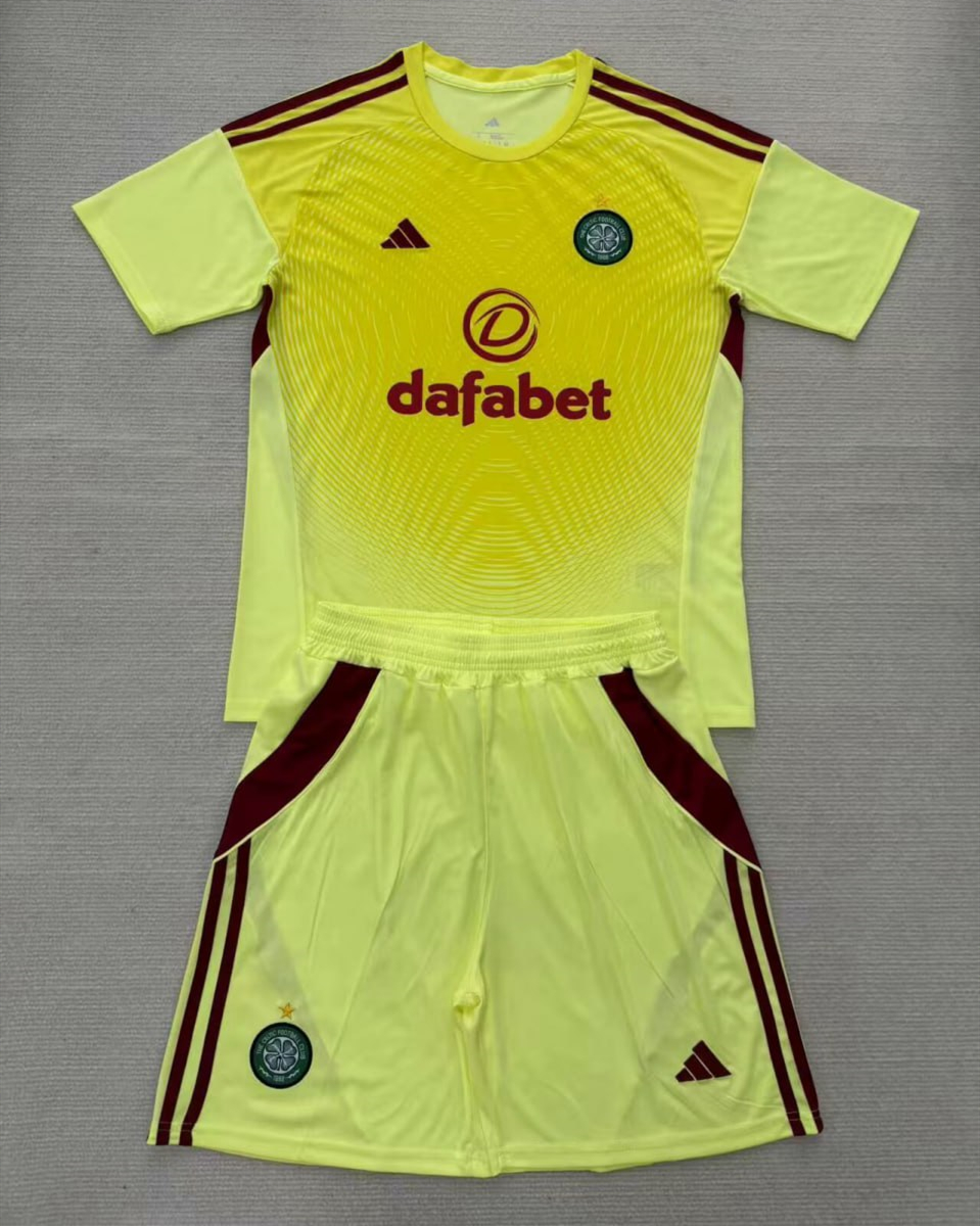 Celtic Goalkeeper Kids Suit 25/26