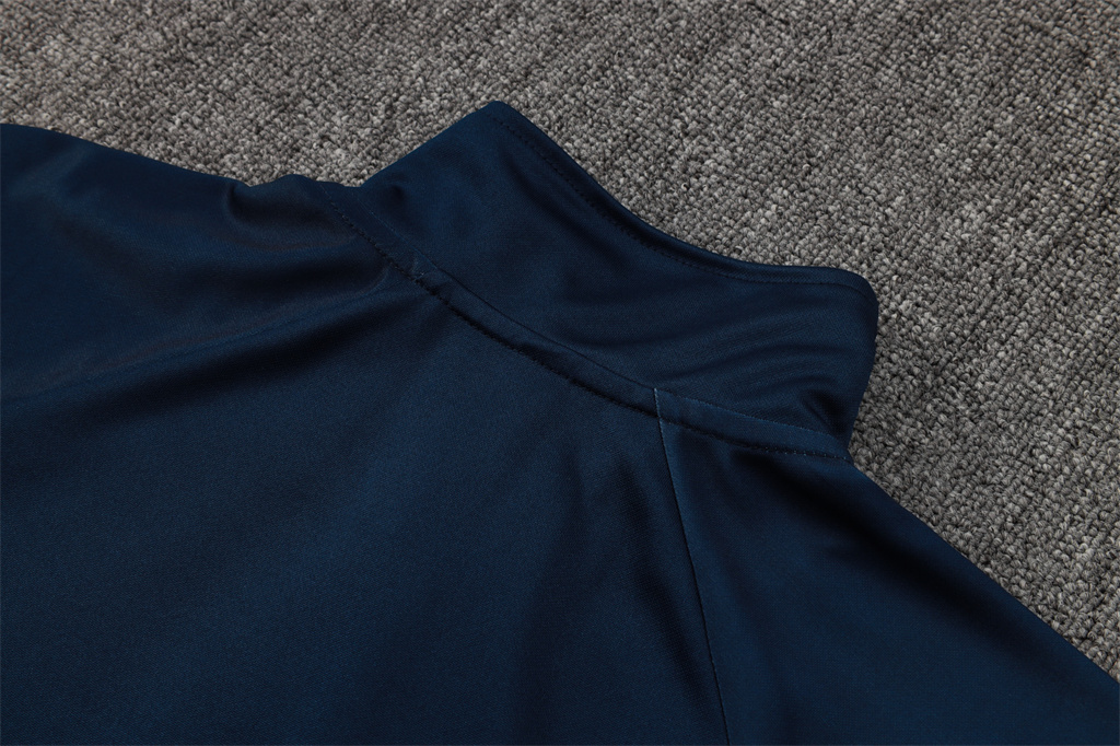 Juventus Kids Training Suit 24/25