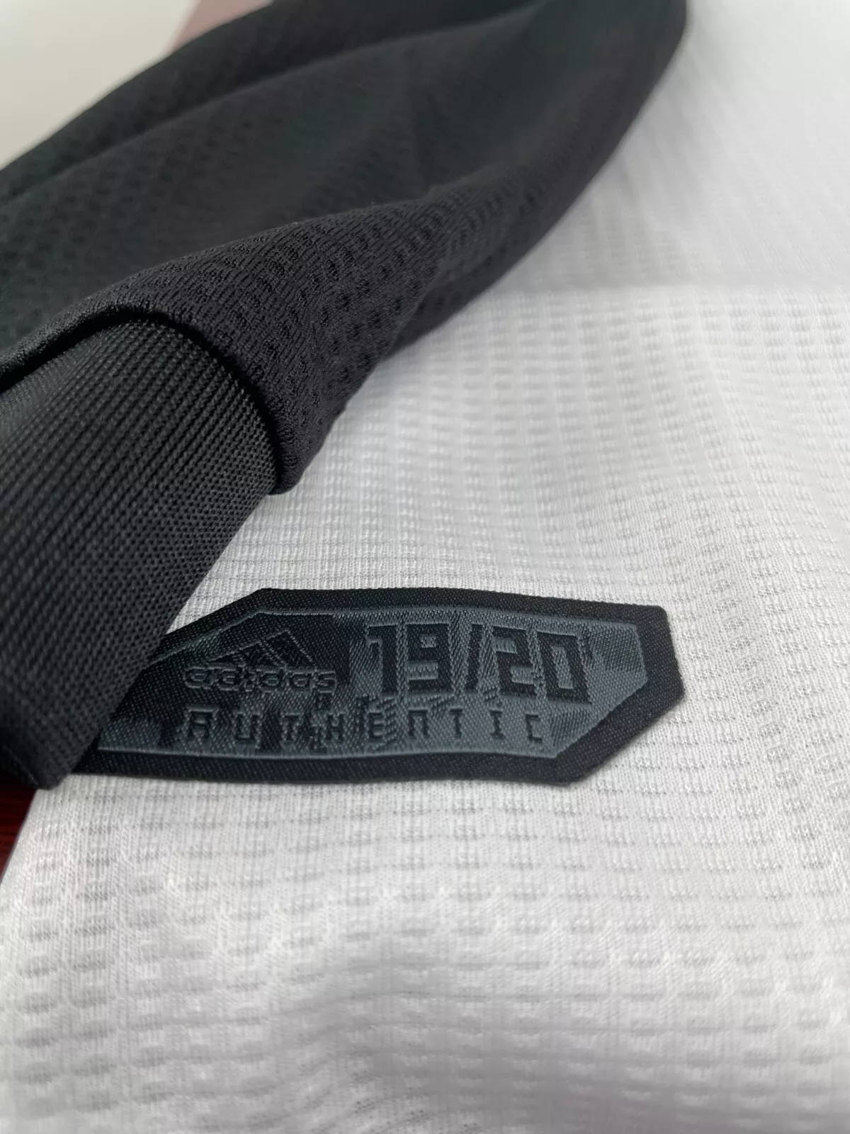 2019-20 Cristiano Ronaldo #7 Juventus Home Retro Player Version Soccer Jersey with UCL Patch - Long Sleeve