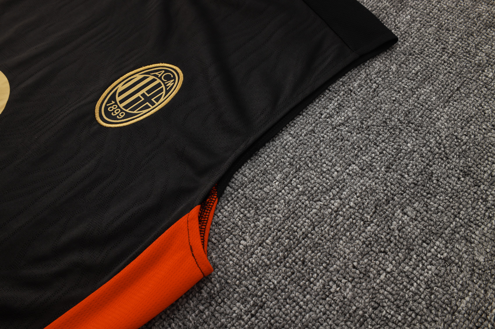 AC Milan Training Jersey 24/25