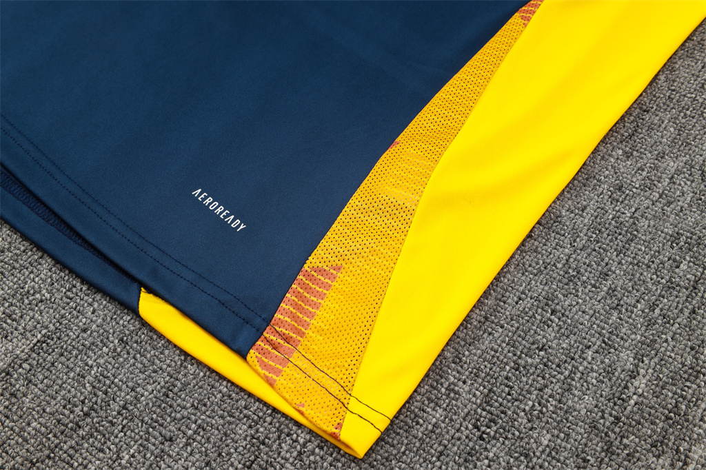 Real Madrid Training Short sleeve Suit 24/25