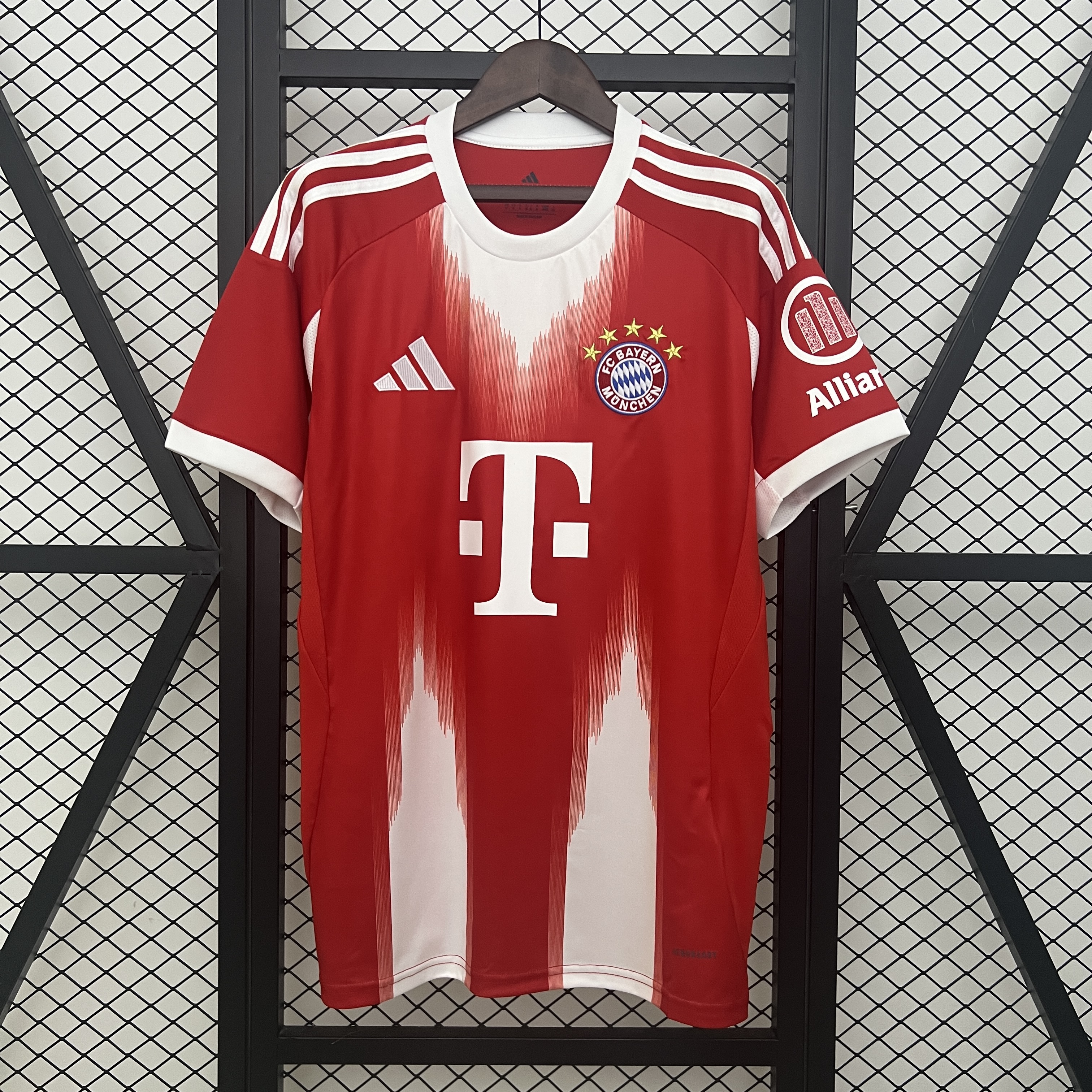 Bayern Munich Home Man Jersey 25/26