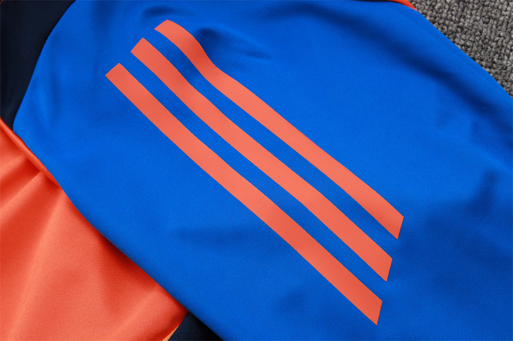 Juventus Training Jacket 24/25