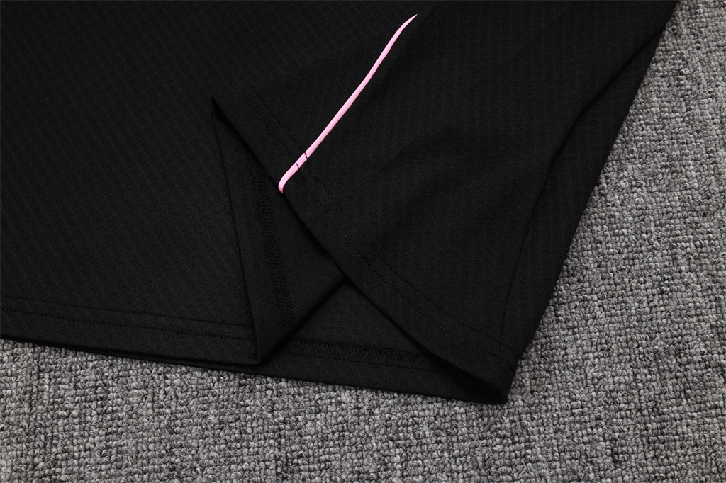 Juventus Training Short Sleeve jersey 25/26