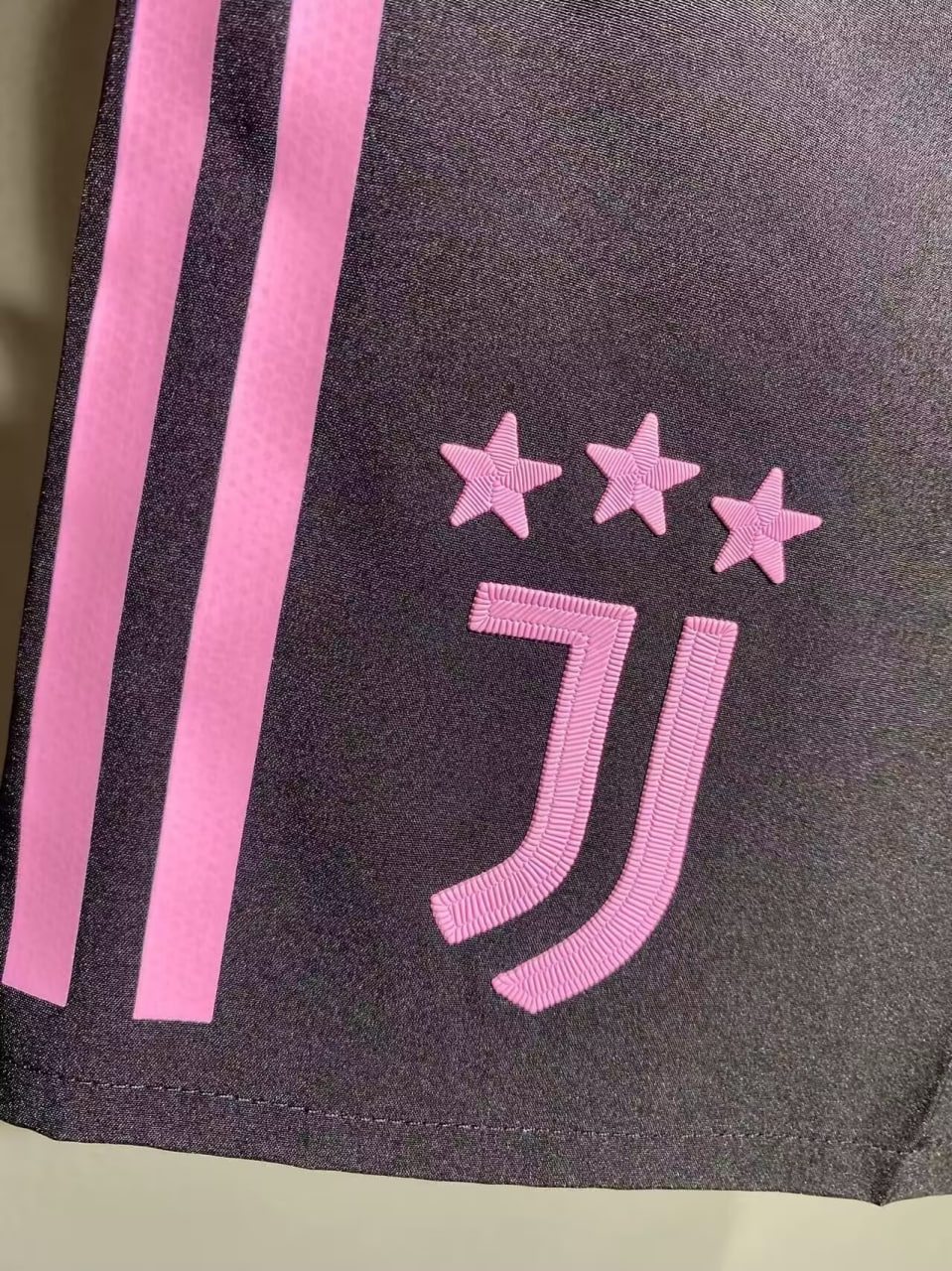 Juventus Player Home Shorts 25/26
