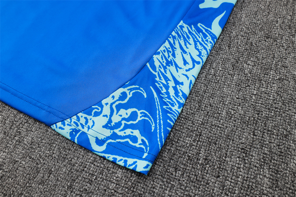 Real Madrid Training Short sleeve Jersey 24/25