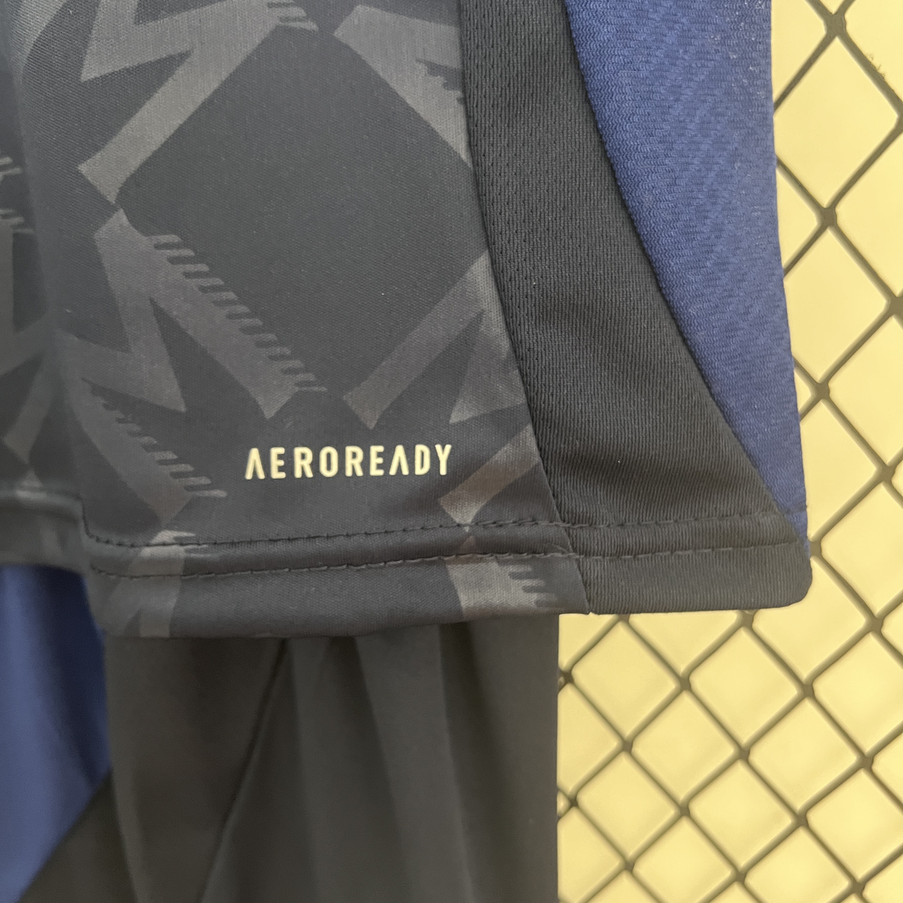 Manchester United Away Kids Suit 24/25