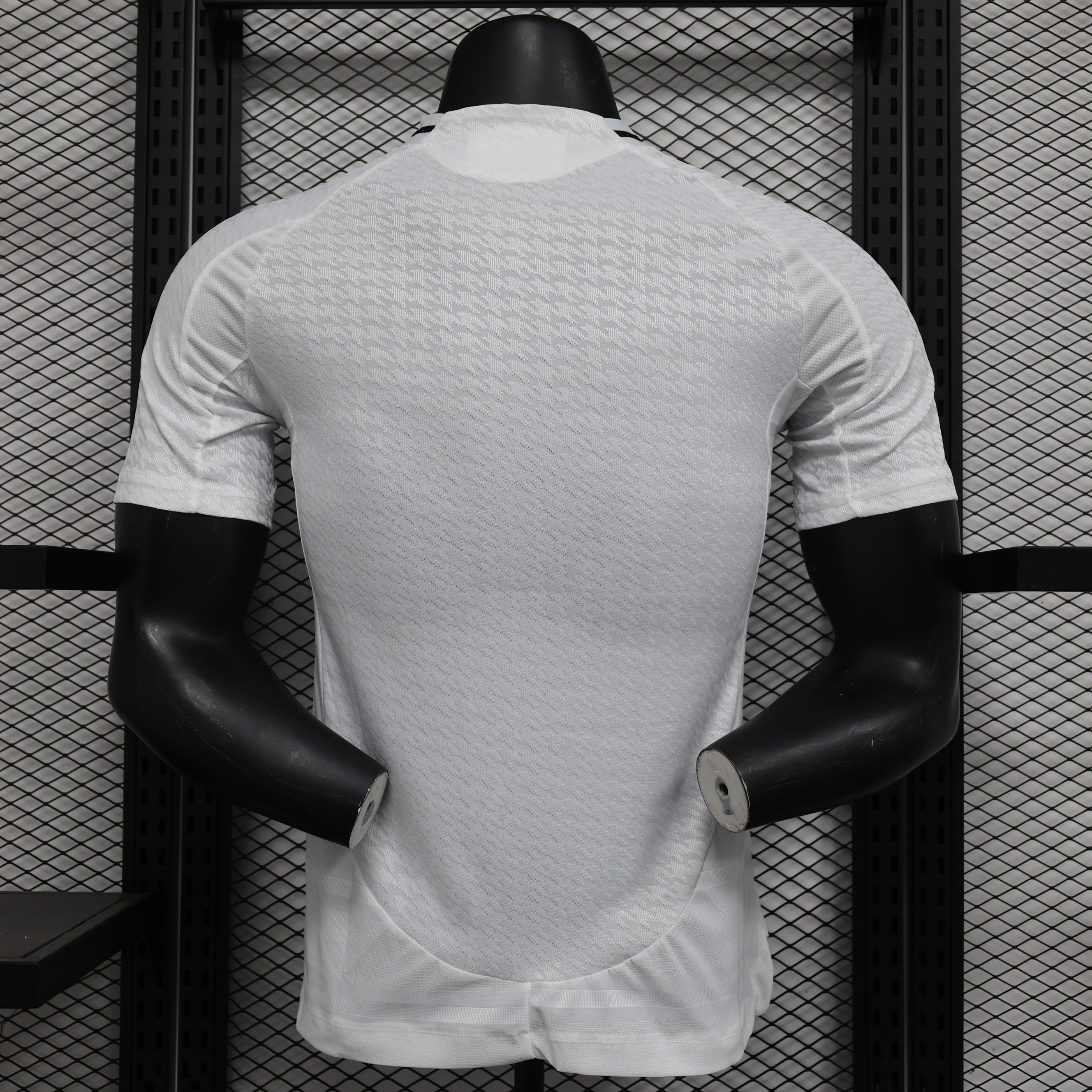 Real Madrid Home Player Jersey 24/25