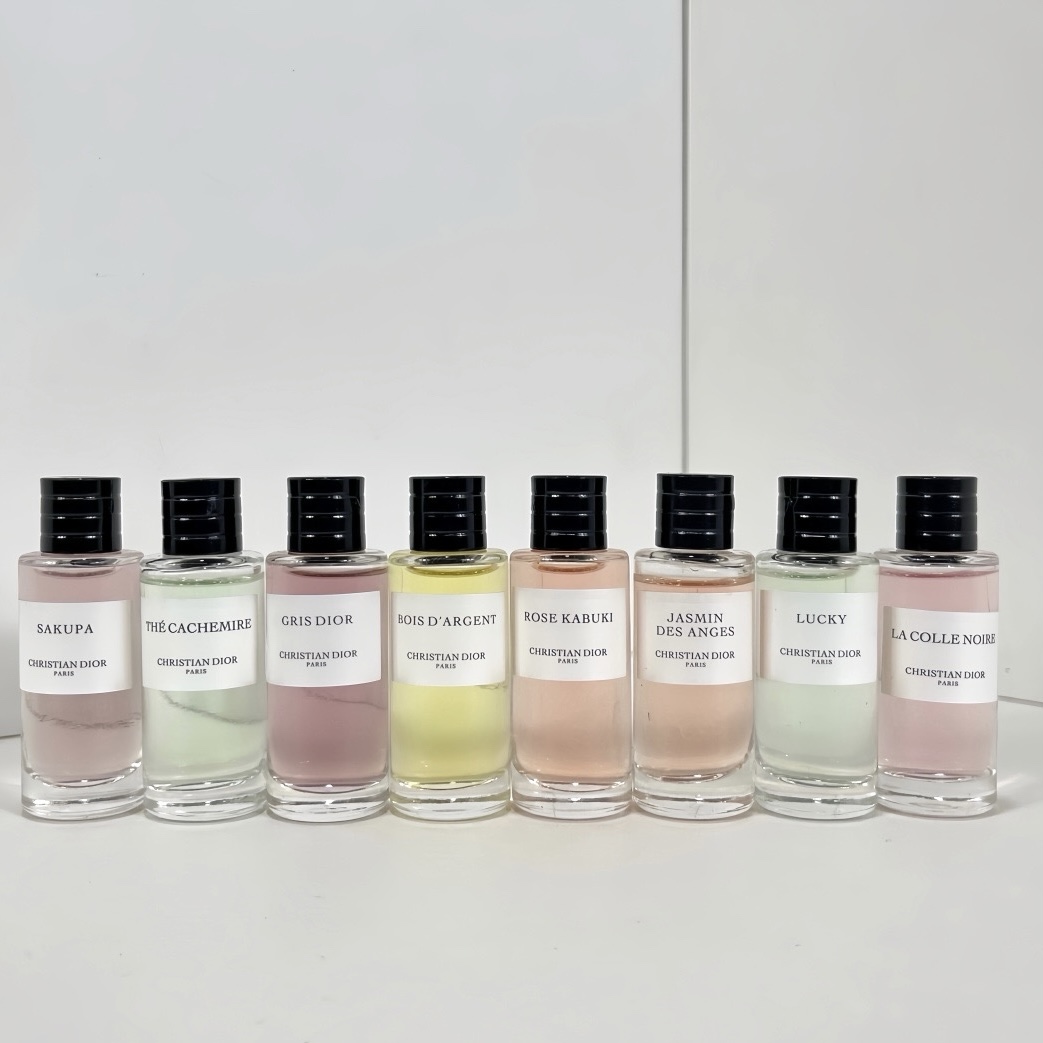 Dior Pink perfume Sample 16 Piece Gift Box