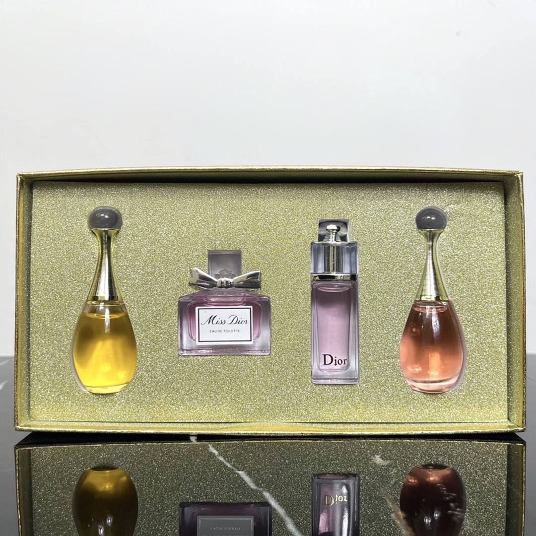 Dior mini perfume four piece set 50ml*4