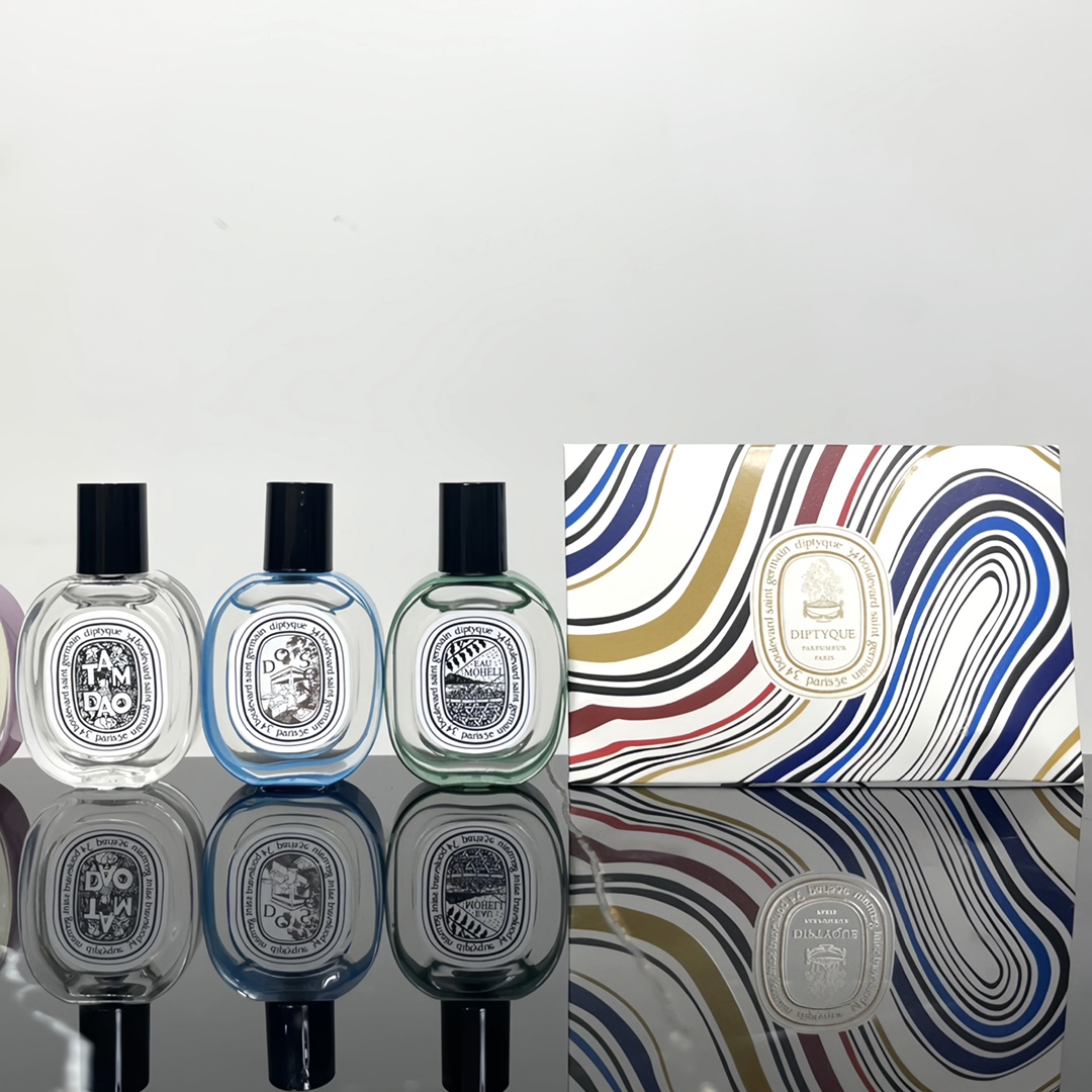 Diptyque 9-Piece Colorful Miniature Perfume Set 10ml*9