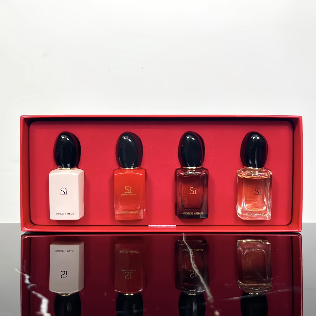 Armani's Beloved Fragrance Selection Gift Box 7ml*4
