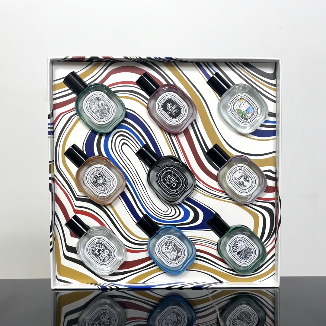 Diptyque 9-Piece Colorful Miniature Perfume Set 10ml*9