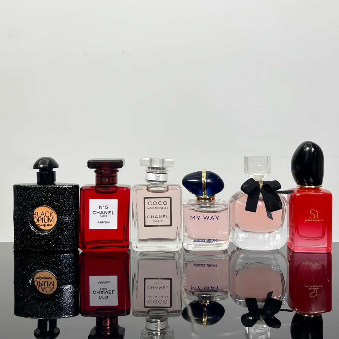 12-piece Mini Perfume Set in Heart-shaped Gift Box