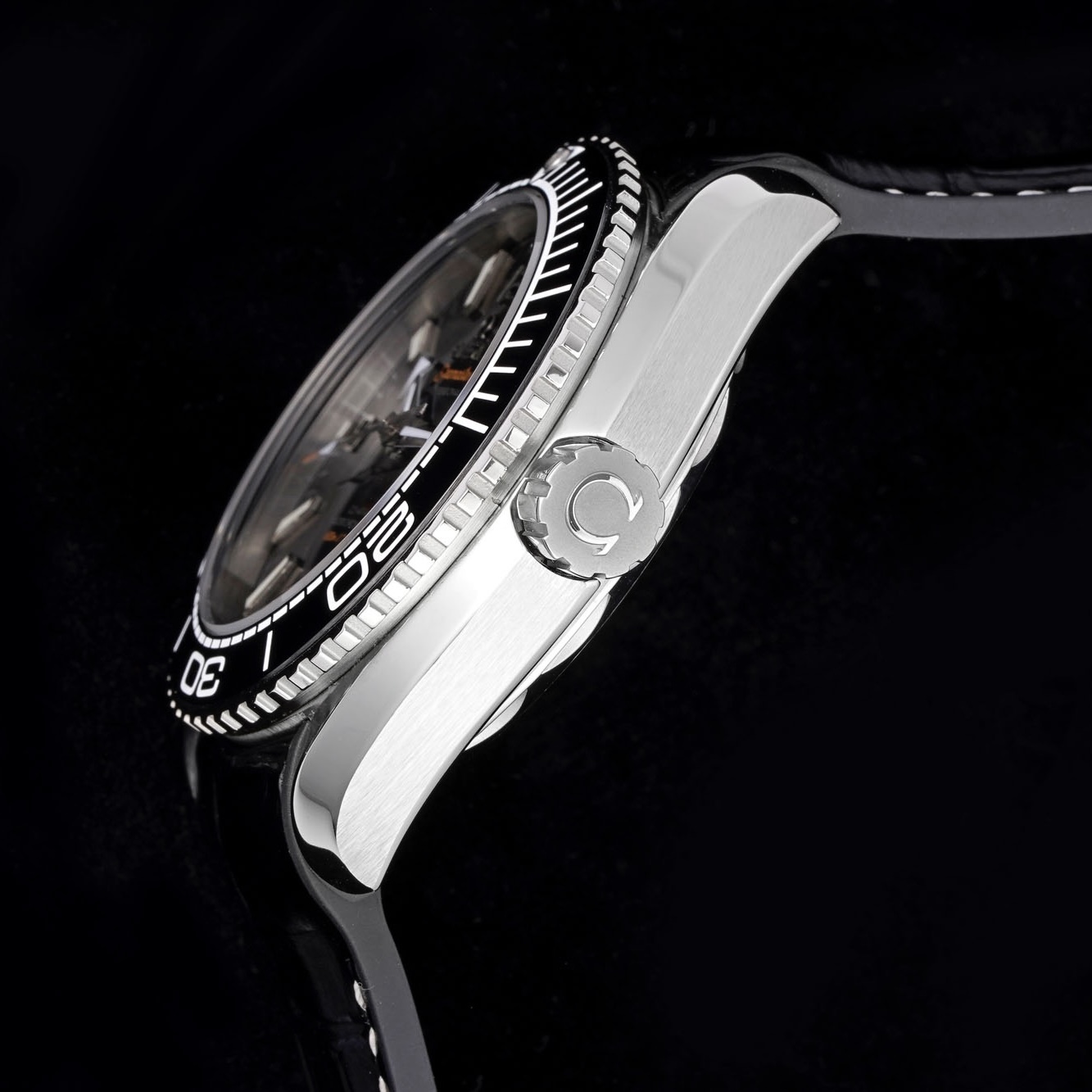 Omega Seamaster Series 600M Diving Watch 43mm