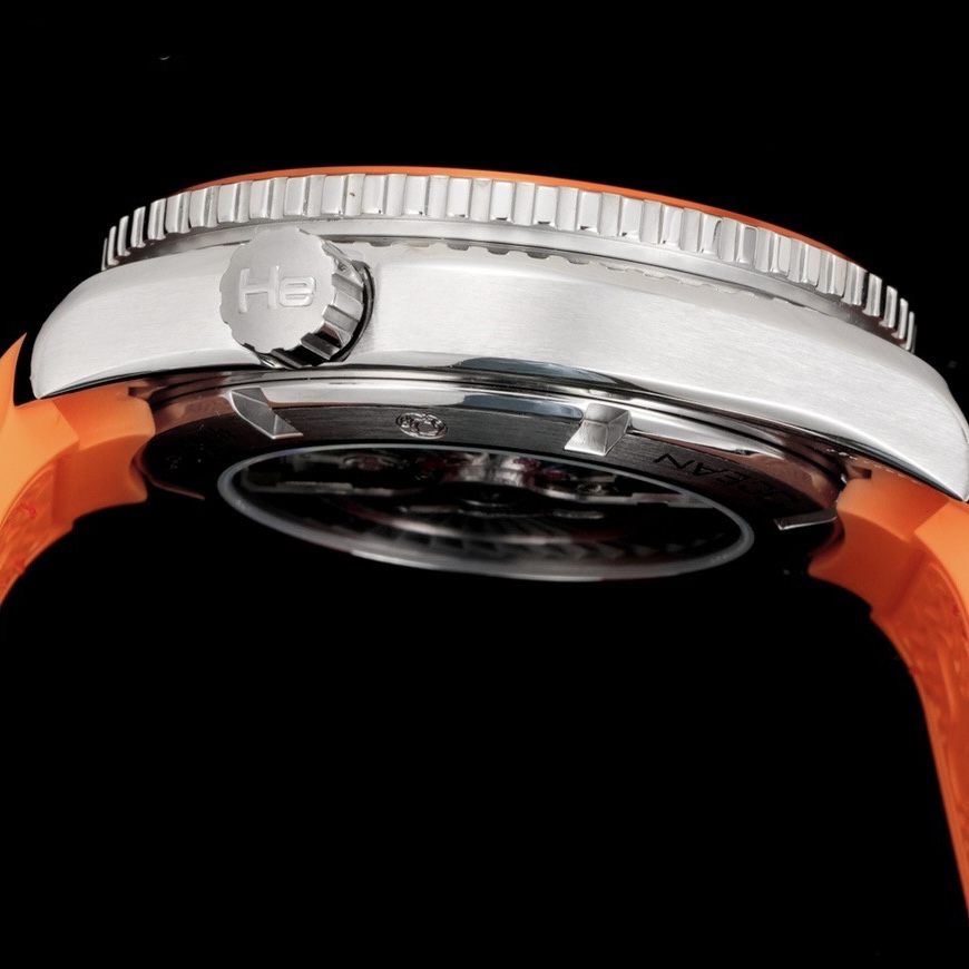 Omega Seamaster Planet Ocean 600M Men's Chronograph 42mm