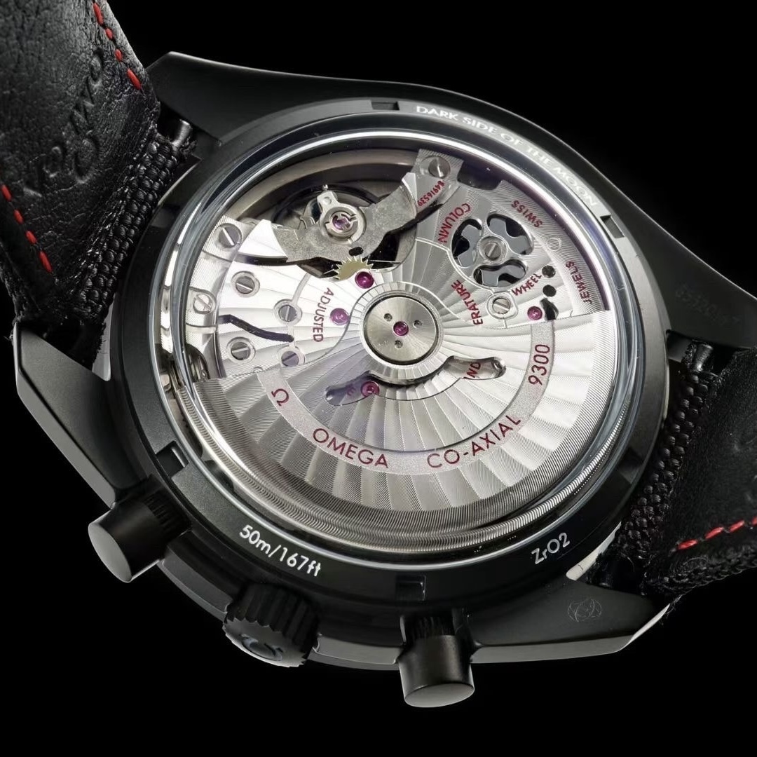 Omega Speedmaster Moonwatch Dark Side of the Moon 44.2mm