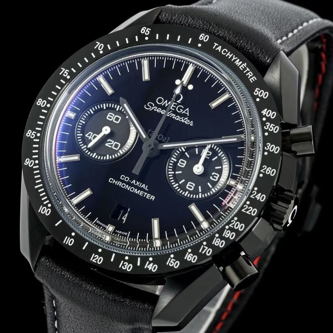 Omega Speedmaster Moonwatch Dark Side of the Moon 44.2mm