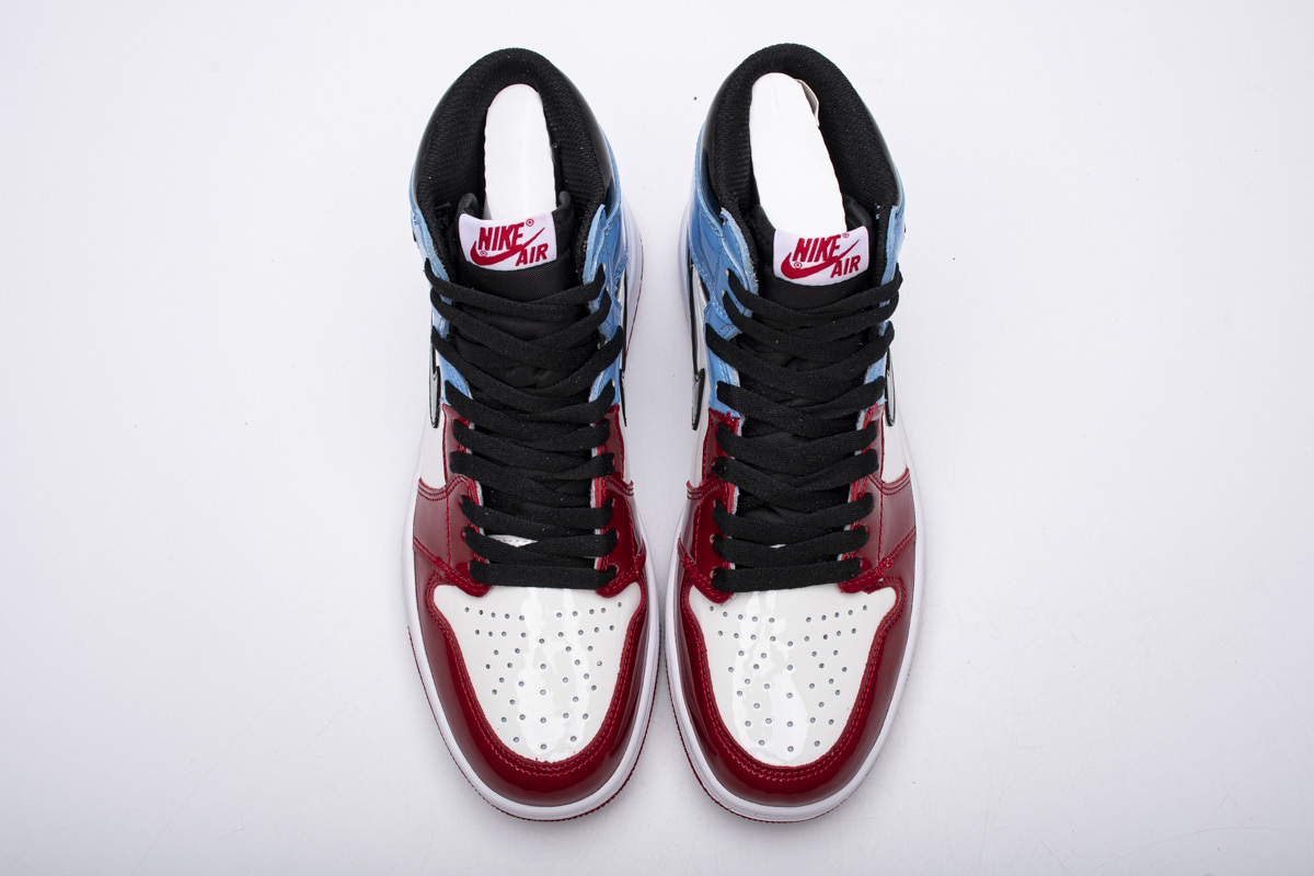 Jordan 1 Retro High Fearless UNC Chicago CK5666-100