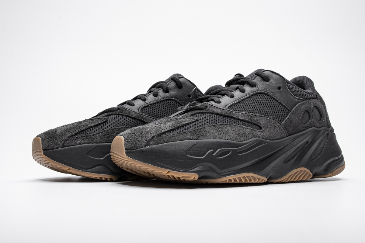 Yeezy Boost 700 Utility Black FV5304
